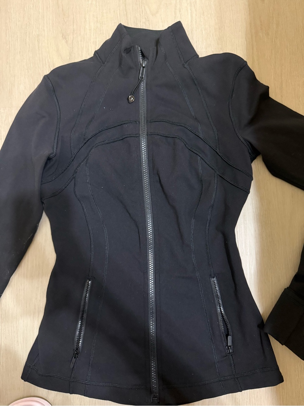 Lululemon black define jacket luon size 4 workout Activewear - Picture 3 of 5